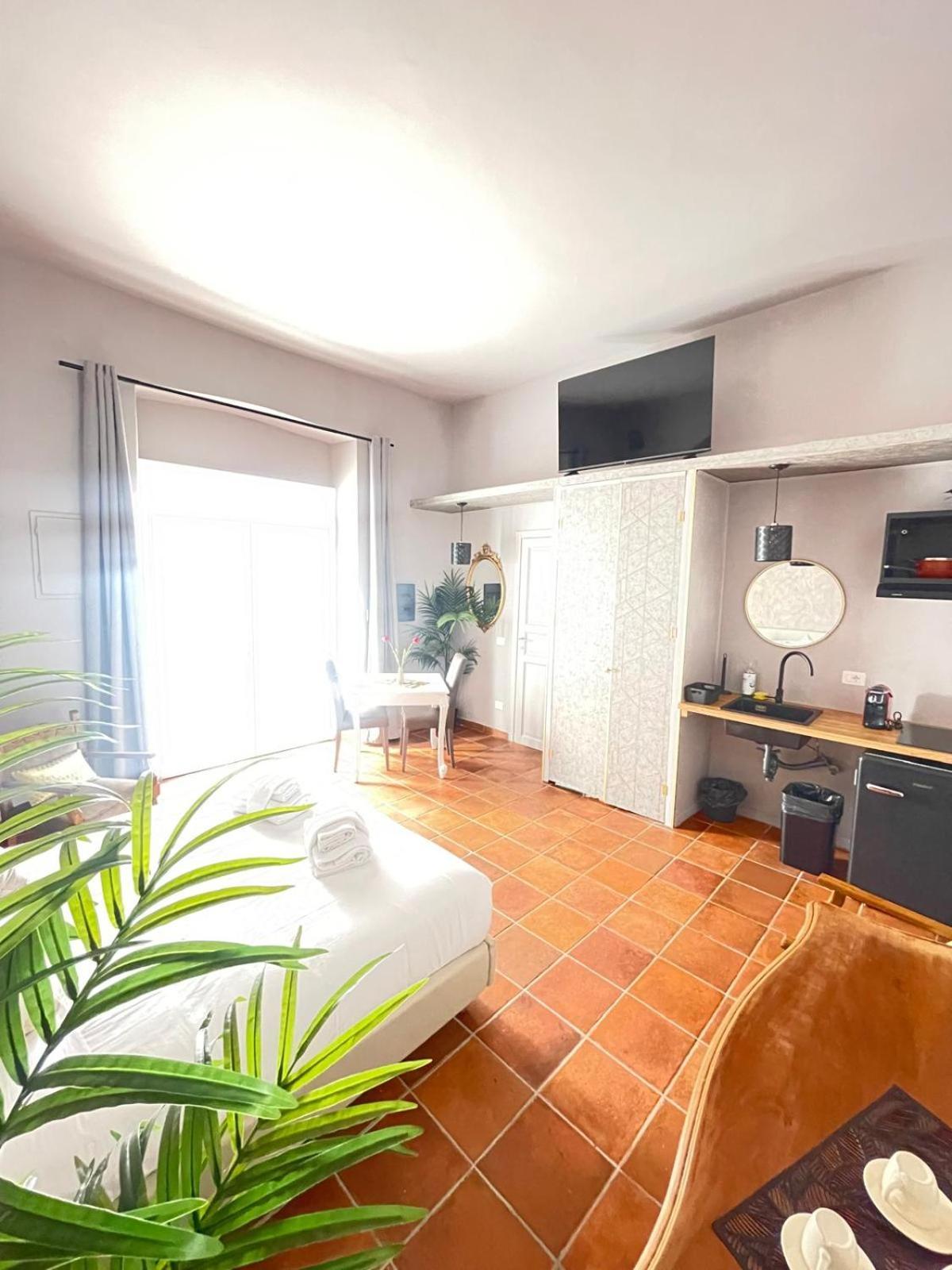 Lucilla'S Suite San Pietro Station Roma Dış mekan fotoğraf