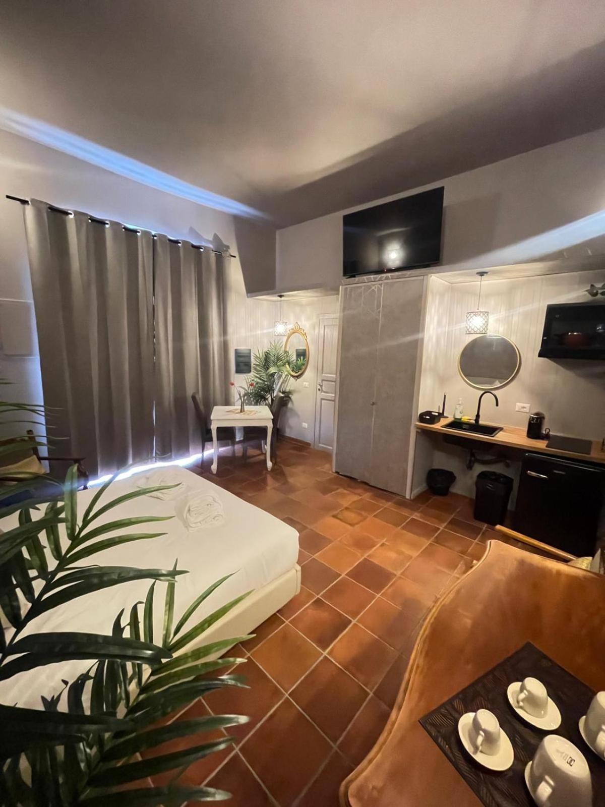 Lucilla'S Suite San Pietro Station Roma Dış mekan fotoğraf
